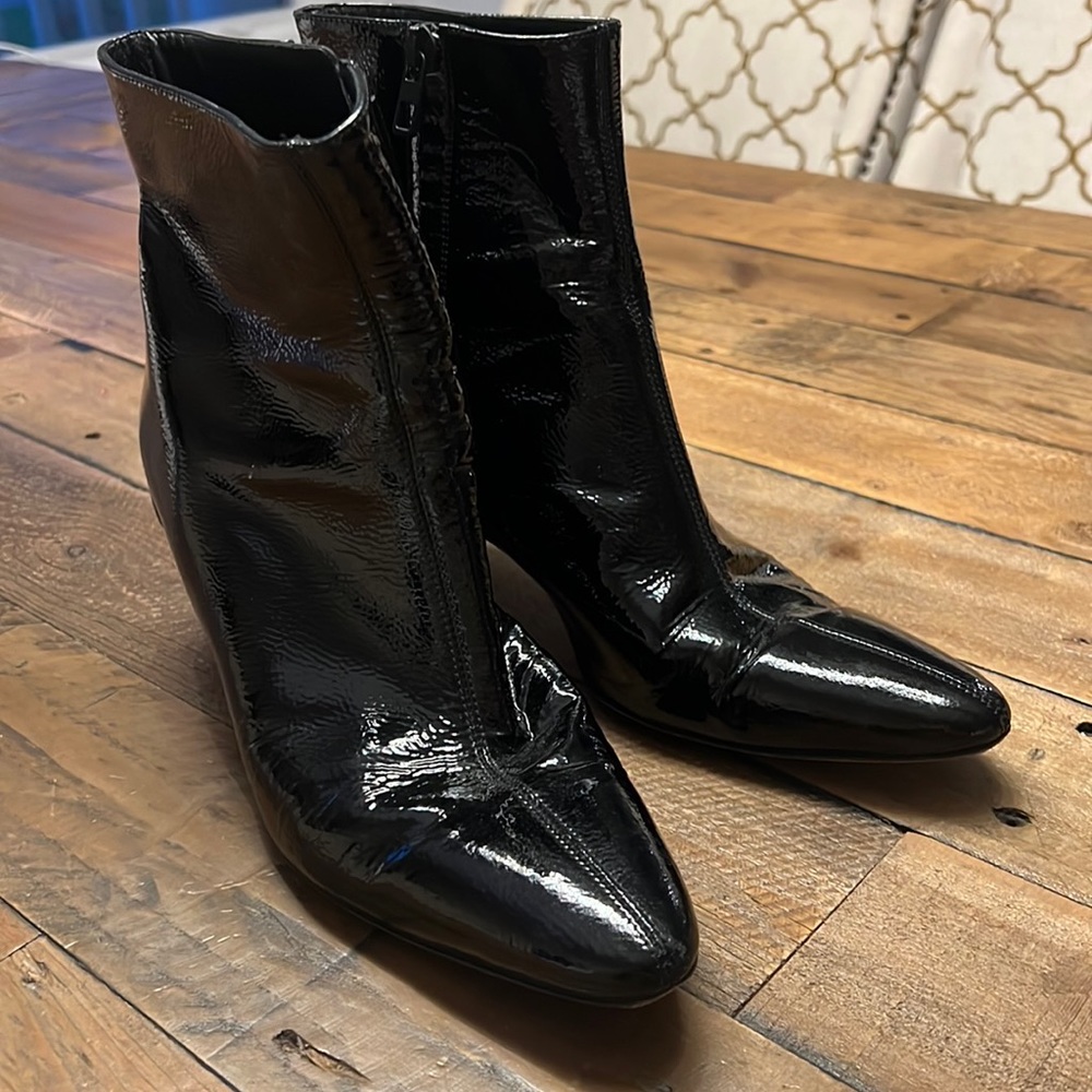 VINCE Patent Italian Leather Ankle Boots size 7
